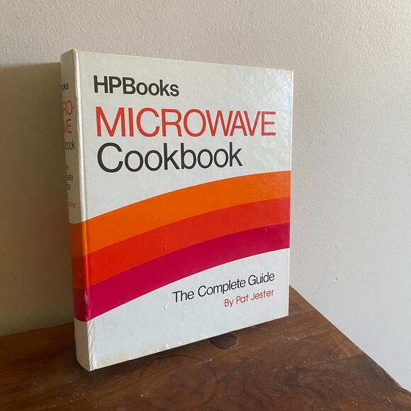 Vintage 1982 HPBooks Hardcover 5 Ring Binder Microwave Cookbook - Picture 1 of 12